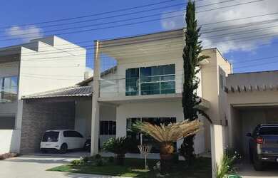 Imagem: A casa em condomínio possui 5 Dormitórios, 4 Banheiros, 4