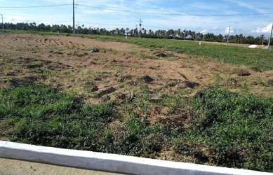 Imagem: O terreno possui 160m² de Área e está localizado em Barra