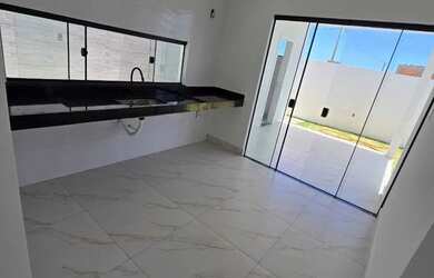 Imagem: A casa em condomínio possui 3 Dormitórios, 3 Banheiros, 1