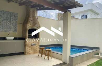 Imagem: A casa possui 3 Dormitórios, 4 Banheiros, 2 Vagas na garagem