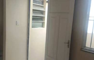 Imagem 3: Alugo Kitnet. 1 Banheiroe1 Dormitório