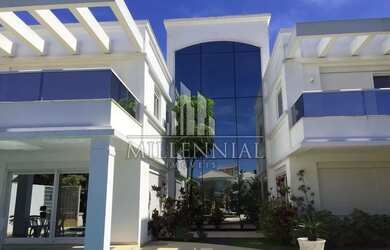 Imagem: A casa possui 5 Dormitórios, 5 Banheiros, 5 Vagas na garagem