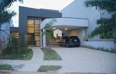 Imagem: A casa em condomínio possui 3 Dormitórios, 3 Banheiros, 2