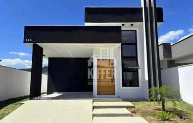 Imagem: A casa em condomínio possui 2 Dormitórios, 1 Banheiro, 2 Vagas