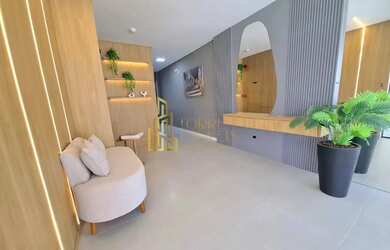 Imagem: O apartamento possui 2 Dormitórios, 2 Banheiros, 1 Vaga na