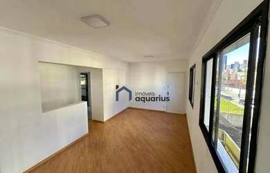 Imagem: O apartamento possui 3 Dormitórios, 2 Banheiros, 1 Vaga na