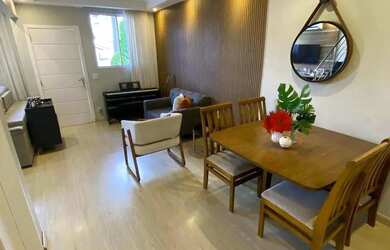 Imagem: A casa em condomínio possui 3 Dormitórios, 3 Banheiros, 2