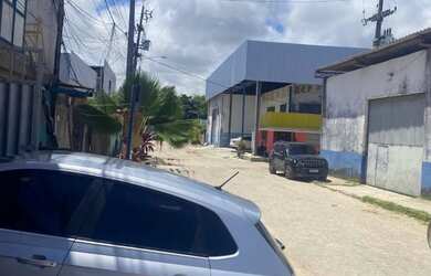 Imagem: A casa possui 1 Dormitório, 1 Banheiro, 150m² de Área e