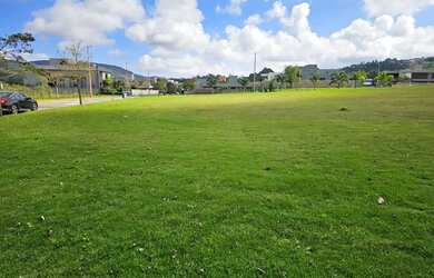 Imagem: O terreno possui 549m² de Área e está localizado em Alphaville