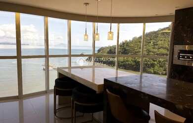 Imagem: O apartamento para alugar possui 4 Dormitórios, 5 Banheiros