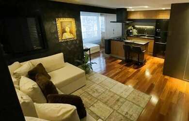 Imagem: O apartamento possui 1 Dormitório, 2 Banheiros, 1 Vaga na garagem