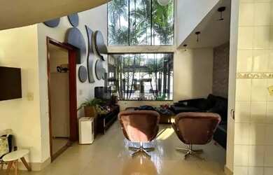 Imagem: A casa em condomínio possui 3 Dormitórios, 4 Banheiros, 4