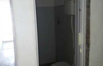 Imagem 8: Casa p/ alugar 650.00. 2 Banheirose2 Dormitórios