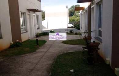 Imagem: A casa em condomínio possui 2 Dormitórios, 2 Banheiros, 1