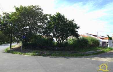 Imagem 1: Terreno - Limpo no bairro Jardim Imperador, 800 metros da praia, Peruíbe-SP