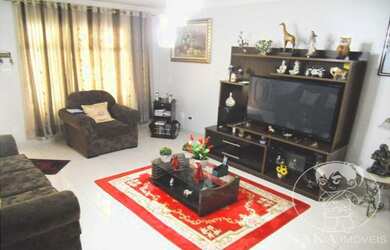 Imagem: A casa possui 2 Dormitórios, 2 Banheiros, 1 Vaga na garagem