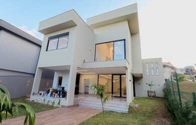 Imagem 10: Sobrado com 4 suítes plenas no Condomínio do Lago