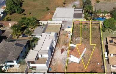 Imagem: O terreno possui 800m² de Área e está localizado em Setor