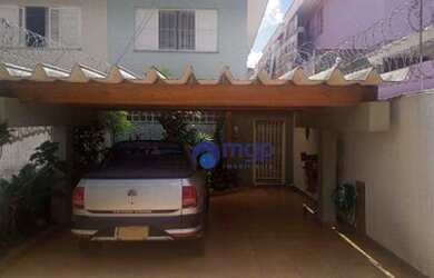 Imagem: A casa possui 3 Dormitórios, 1 Banheiro, 4 Vagas na garagem