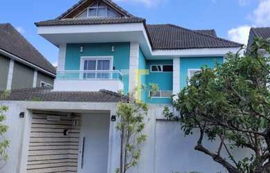 Imagem: A casa em condomínio possui 4 Dormitórios, 5 Banheiros, 2