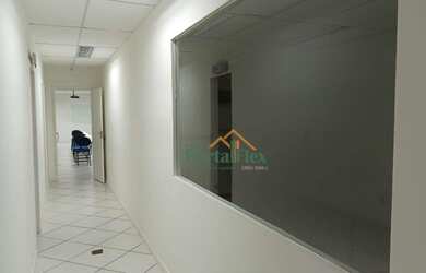 Imagem 1: Sala para alugar, 200 m² por R$ 3.300/mês - Bento Ferreira - Vitória/ES