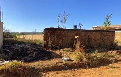 Imagem: O terreno possui 360m² de Área e está localizado em Jardim