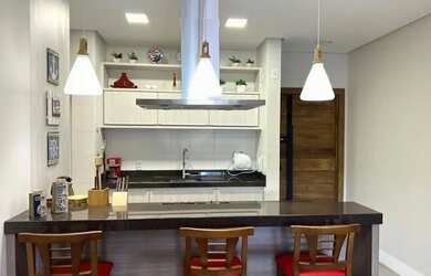 Imagem: O apartamento possui 3 Dormitórios, 4 Banheiros, 2 Vagas na