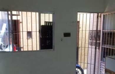 Imagem: A casa possui 1 Dormitório, 1 Banheiro e Imóvel novo e está