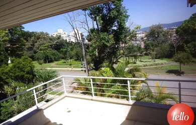 Imagem: A casa para alugar possui 4 Dormitórios, 5 Banheiros, 4 Vagas