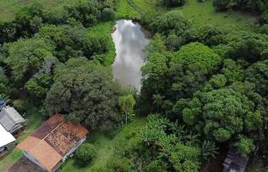 Imagem: A fazenda possui 10.000m² de Área e está localizado em Santo