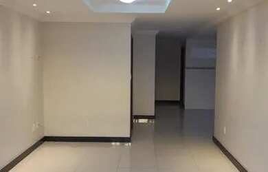 Imagem: A casa possui 3 Dormitórios, 3 Banheiros, 2 Vagas na garagem