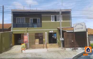 Imagem: A casa possui 3 Dormitórios, 3 Banheiros, 1 Vaga na garagem