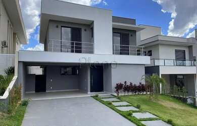 Imagem: A casa em condomínio possui 3 Dormitórios, 5 Banheiros, 4