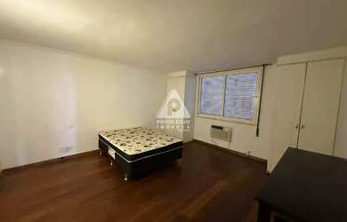 Imagem 13: 4 quartos no posto 2. 330m² de Área, 1 Vaga na garageme4 Dormitórios