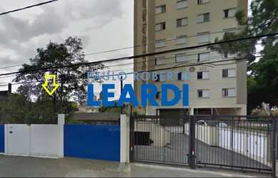 Imagem: O depósito possui 2 Vagas na garagem e 270m² de Área e está