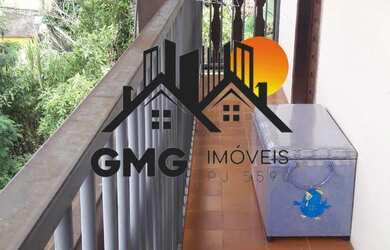 Imagem: A casa possui 3 Dormitórios, 3 Banheiros, 1 Vaga na garagem