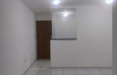 Imagem: O apartamento possui 2 Dormitórios, 1 Banheiro e 1 Vaga na