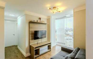 Imagem: O apartamento possui 2 Dormitórios, 1 Banheiro, 1 Vaga na garagem