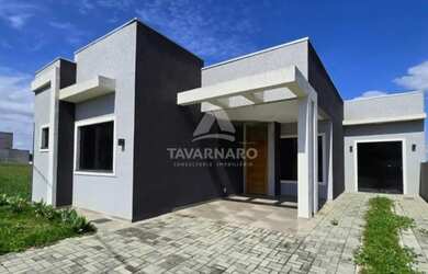 Imagem: A casa em condomínio possui 3 Dormitórios, 1 Banheiro, 3 Vagas