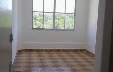 Imagem: O apartamento possui 1 Dormitório, 1 Banheiro e 40m² de Área