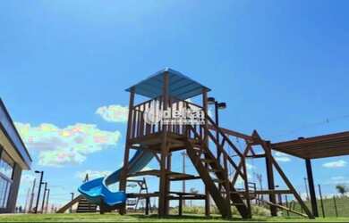 Imagem 4: Terreno em condomínio disponível para venda no bairro Portal do Valle...