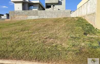 Imagem 2: Lote em Condomínio Fechado para Venda em Senador Canedo, Jardins Barcelona