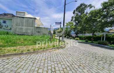 Imagem: O terreno possui 180m² de Área e está localizado em Vargem