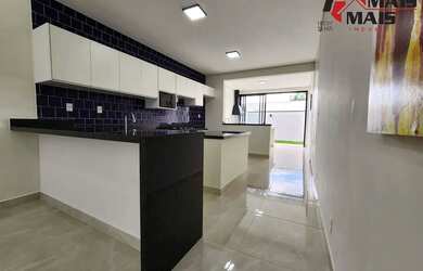 Imagem: A casa à venda possui 3 Dormitórios, 2 Banheiros, 4 Vagas