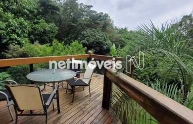 Imagem: A casa possui 5 Dormitórios, 5 Banheiros, 5 Vagas na garagem