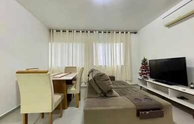 Imagem: O apartamento possui 3 Dormitórios, 1 Banheiro, 2 Vagas na