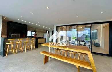 Imagem: O apartamento possui 4 Dormitórios, 4 Banheiros, 3 Vagas na