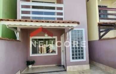 Imagem: A casa possui 2 Dormitórios, 2 Banheiros, 1 Vaga na garagem