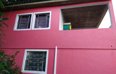 Imagem 5: Vendo duas casas com terreno grande na zona sul