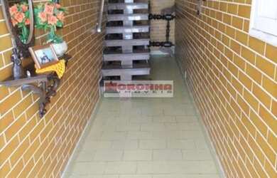 Imagem 7: SOBRADO NO JARDIM SÃO PAULO QUE FAZ FRENTE PARA UMA RUA E FUNDO PARA...